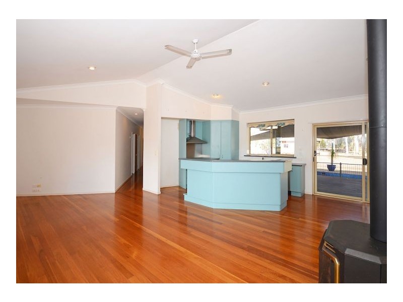 71 Barallen Close, Booral QLD 4655