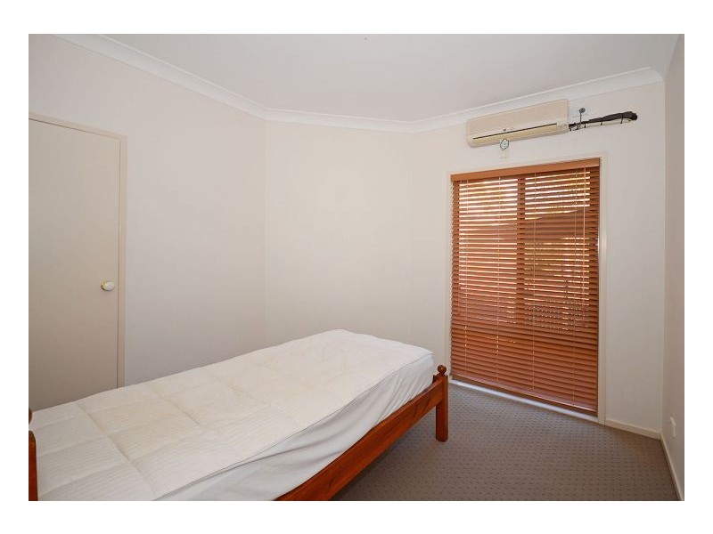 71 Barallen Close, Booral QLD 4655