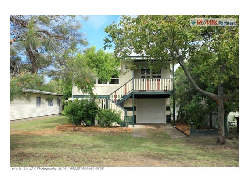 19 Ocean Street, Torquay QLD 4655