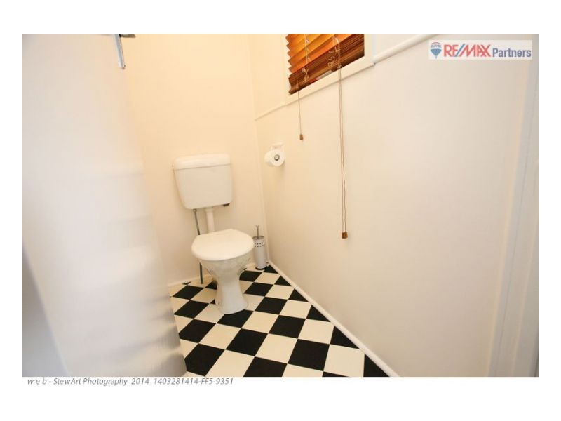 19 Ocean Street, Torquay QLD 4655