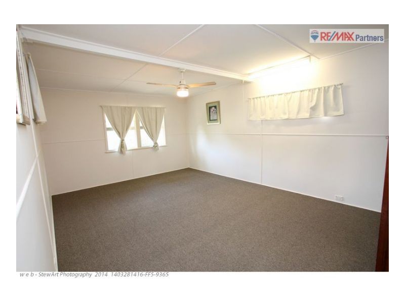 19 Ocean Street, Torquay QLD 4655