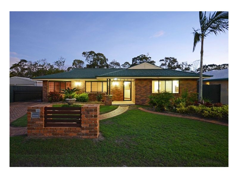 4 Bergin Court, Torquay QLD 4655