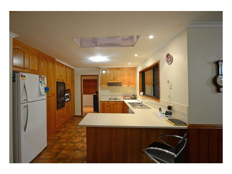 4 Bergin Court, Torquay QLD 4655