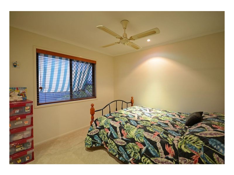 4 Bergin Court, Torquay QLD 4655