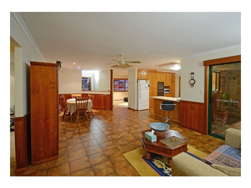 4 Bergin Court, Torquay QLD 4655