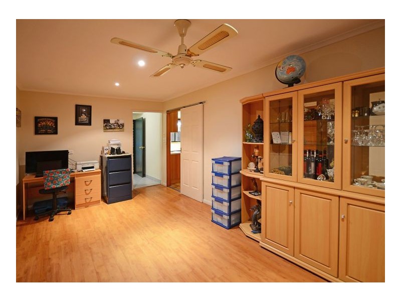 4 Bergin Court, Torquay QLD 4655