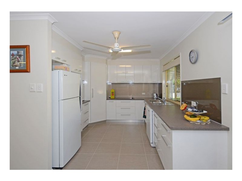 29 Meadow Drive, Dundowran Beach QLD 4655
