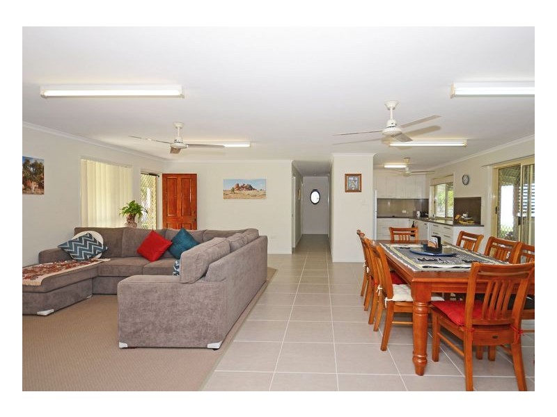 29 Meadow Drive, Dundowran Beach QLD 4655