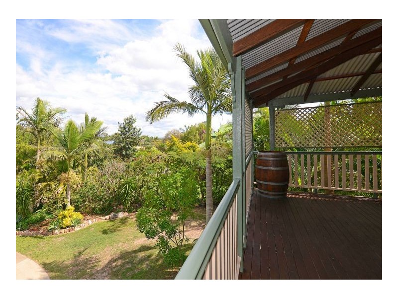 17 Windsor Way, Urraween QLD 4655