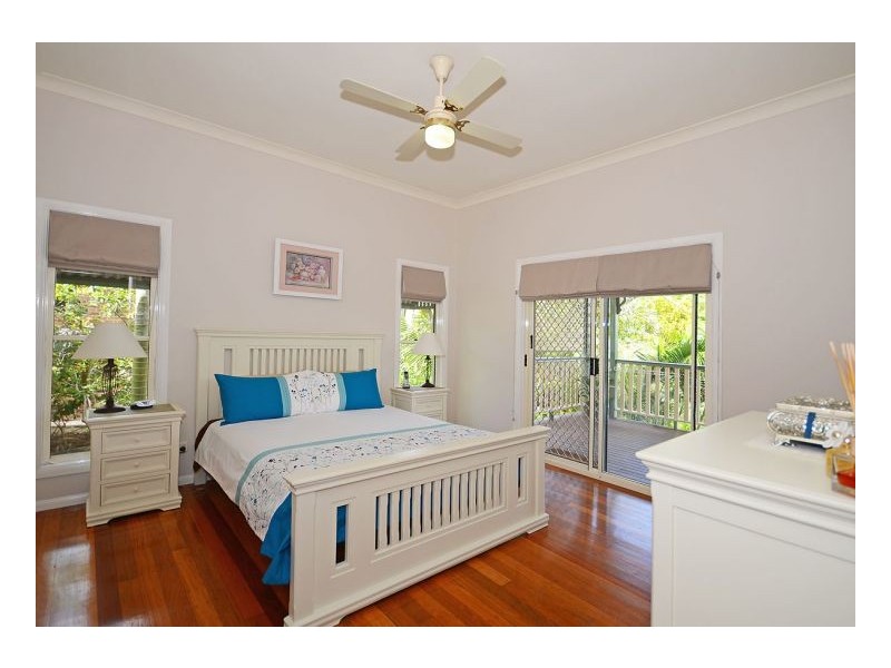 17 Windsor Way, Urraween QLD 4655