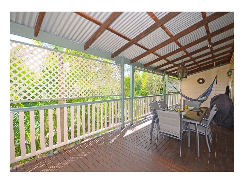 17 Windsor Way, Urraween QLD 4655