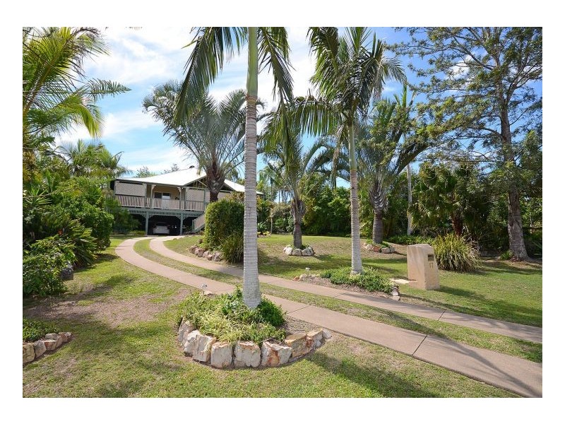 17 Windsor Way, Urraween QLD 4655