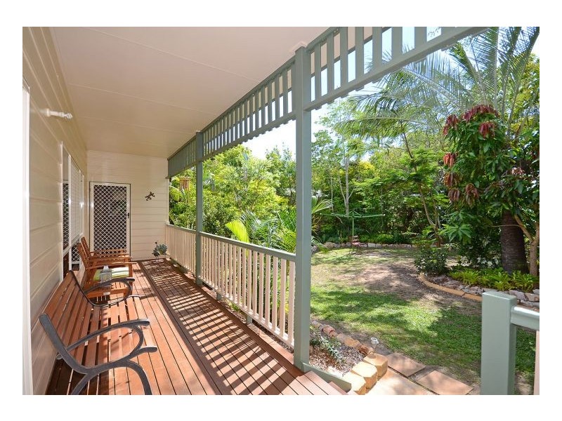 17 Windsor Way, Urraween QLD 4655