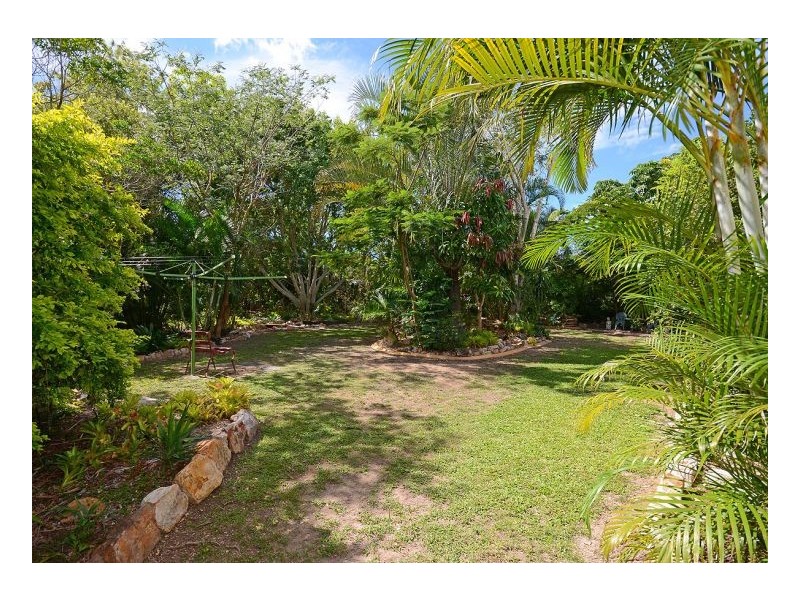 17 Windsor Way, Urraween QLD 4655