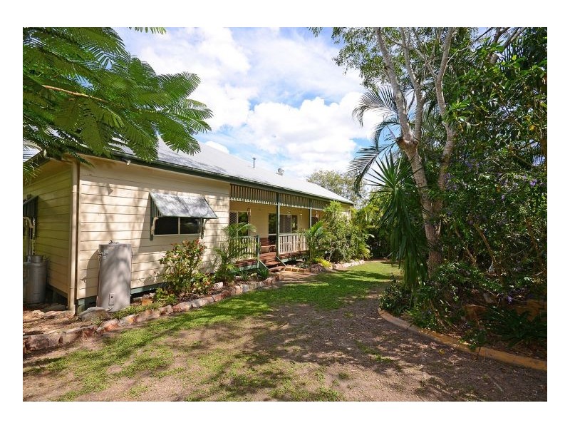 17 Windsor Way, Urraween QLD 4655