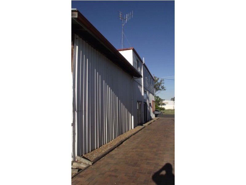 73 William Street, Howard QLD 4659