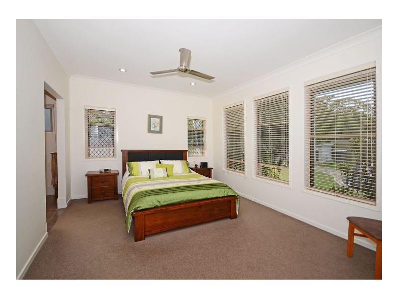 26 Parraweena Court, Point Vernon QLD 4655