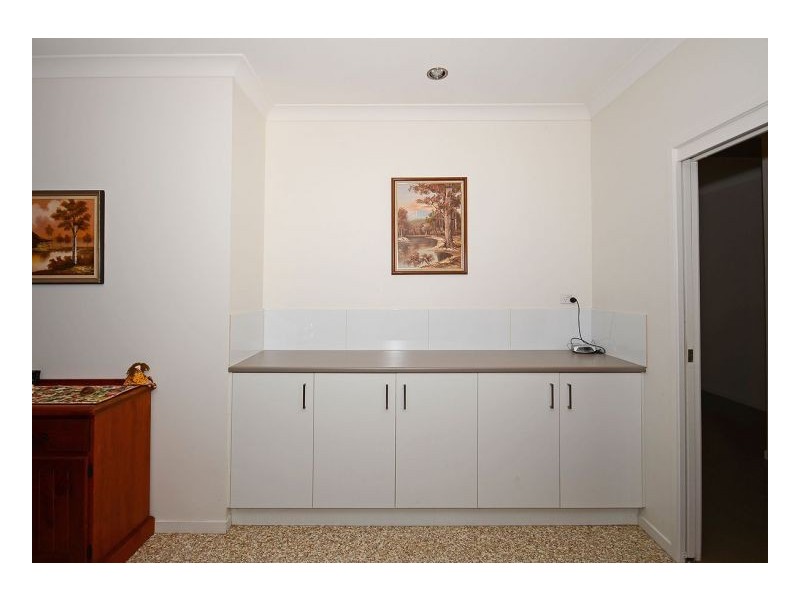 26 Parraweena Court, Point Vernon QLD 4655