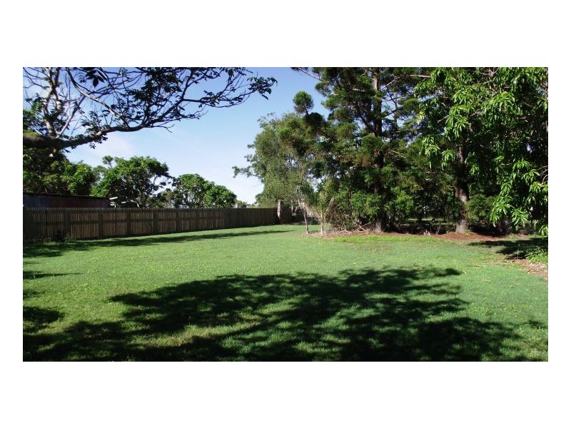 313 Torquay Tce, Torquay QLD 4655