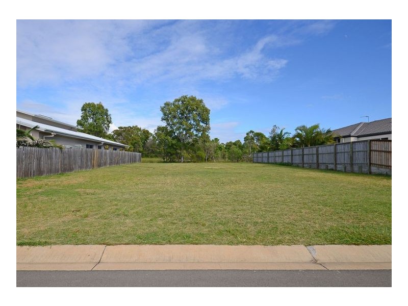 7 Seahaven Circuit, Pialba QLD 4655