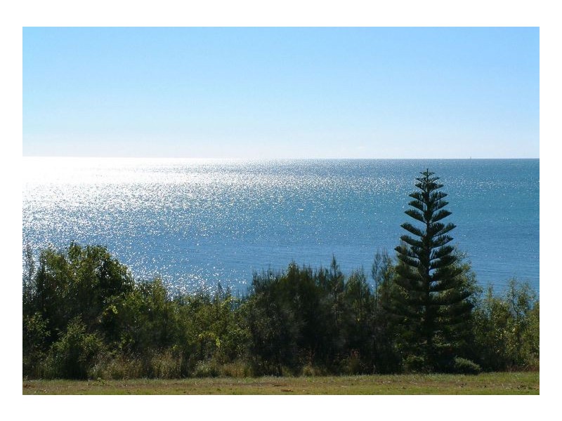 7 Seahaven Circuit, Pialba QLD 4655