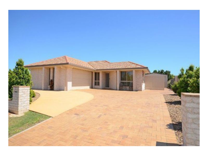 1 Pembridge Cct, Urraween QLD 4655
