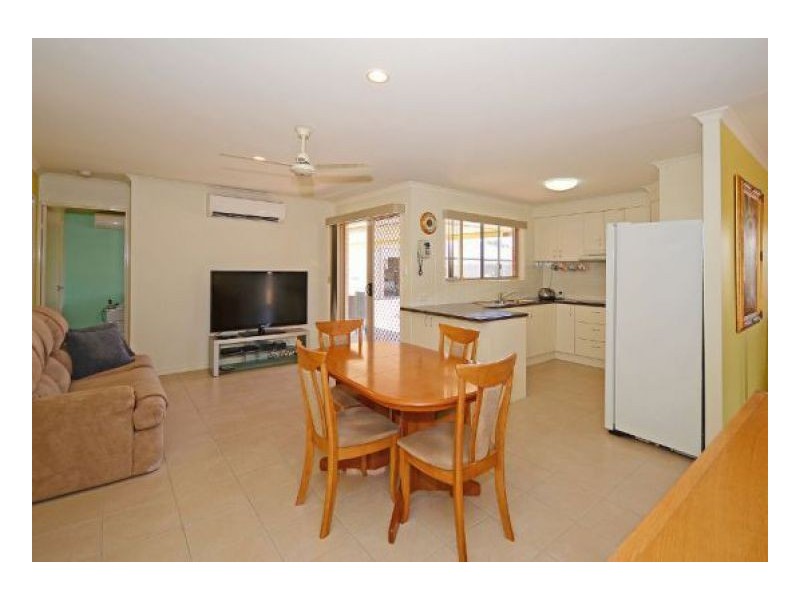 1 Pembridge Cct, Urraween QLD 4655