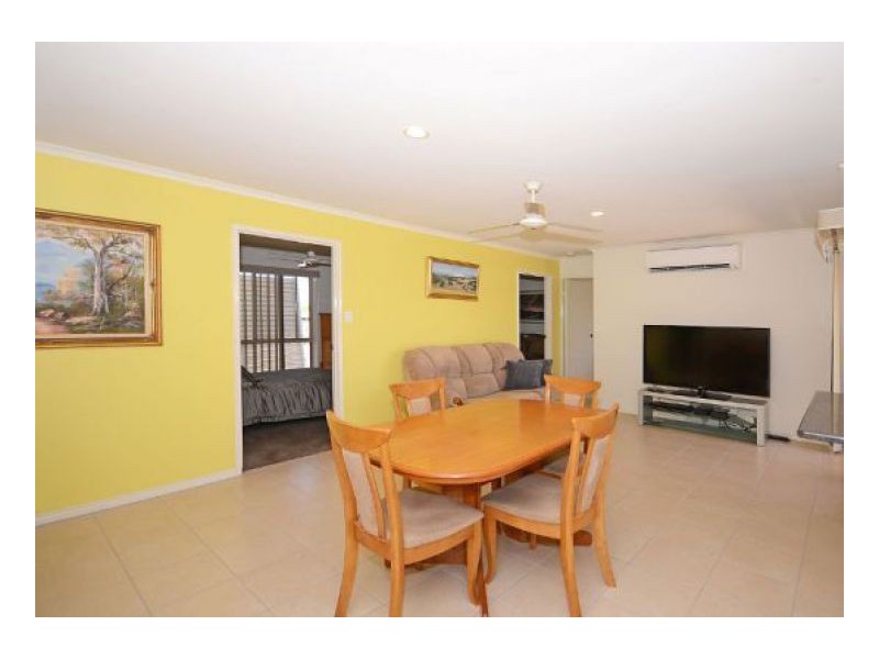 1 Pembridge Cct, Urraween QLD 4655