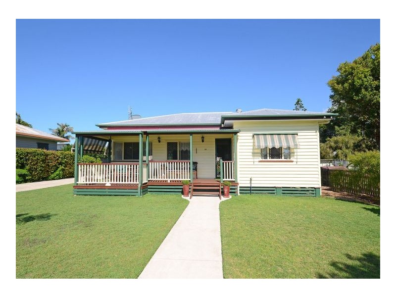 29 Kent Street, Urangan QLD 4655