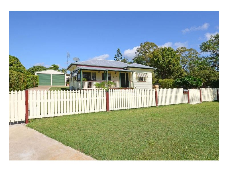 29 Kent Street, Urangan QLD 4655