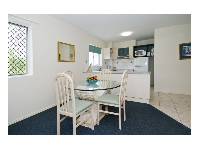 396 The Esplanade, Torquay QLD 4655