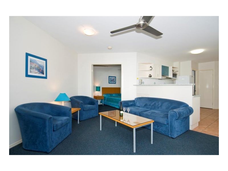 396 The Esplanade, Torquay QLD 4655