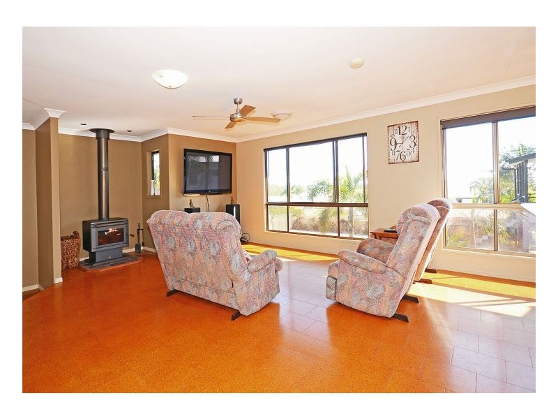 39 Crawford Drive, Dundowran QLD 4655