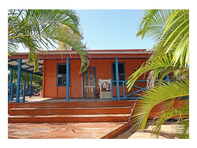 20 Hansen Street, Urangan QLD 4655