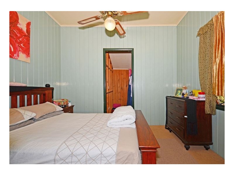 20 Hansen Street, Urangan QLD 4655