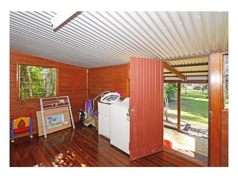 20 Hansen Street, Urangan QLD 4655