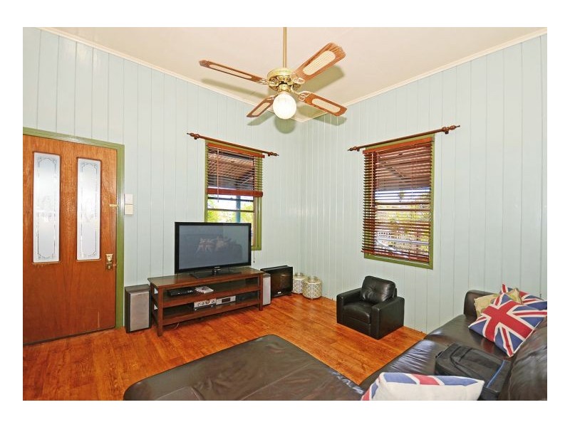 20 Hansen Street, Urangan QLD 4655