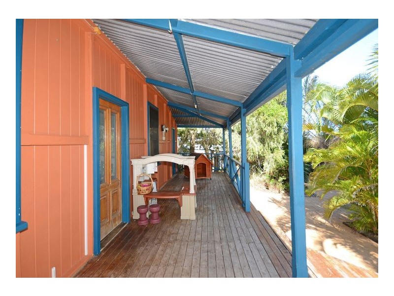 20 Hansen Street, Urangan QLD 4655
