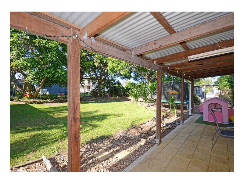 20 Hansen Street, Urangan QLD 4655
