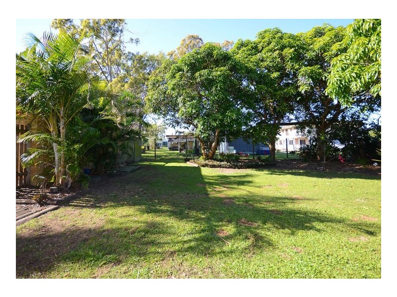 20 Hansen Street, Urangan QLD 4655