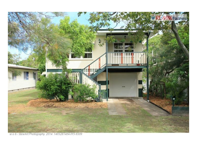 19 Ocean Street, Torquay QLD 4655
