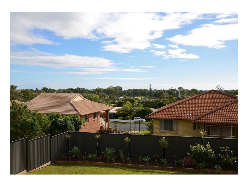 30 Moonbi Street, Scarness QLD 4655