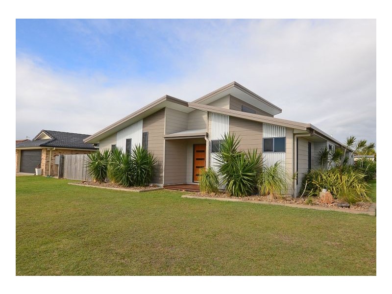 26 Yarrilee Circuit, Dundowran QLD 4655