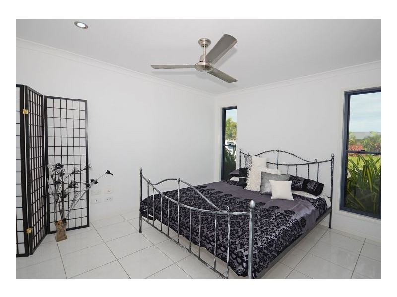 26 Yarrilee Circuit, Dundowran QLD 4655