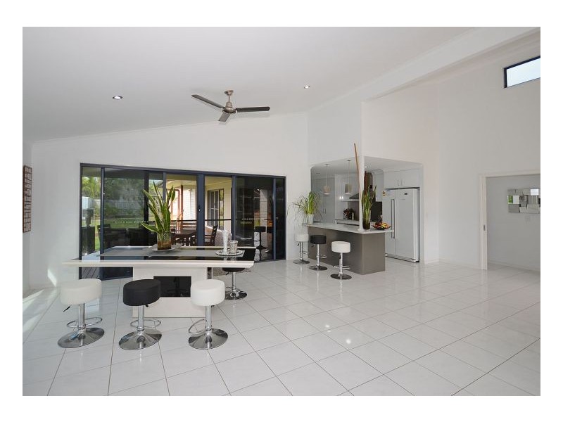 26 Yarrilee Circuit, Dundowran QLD 4655