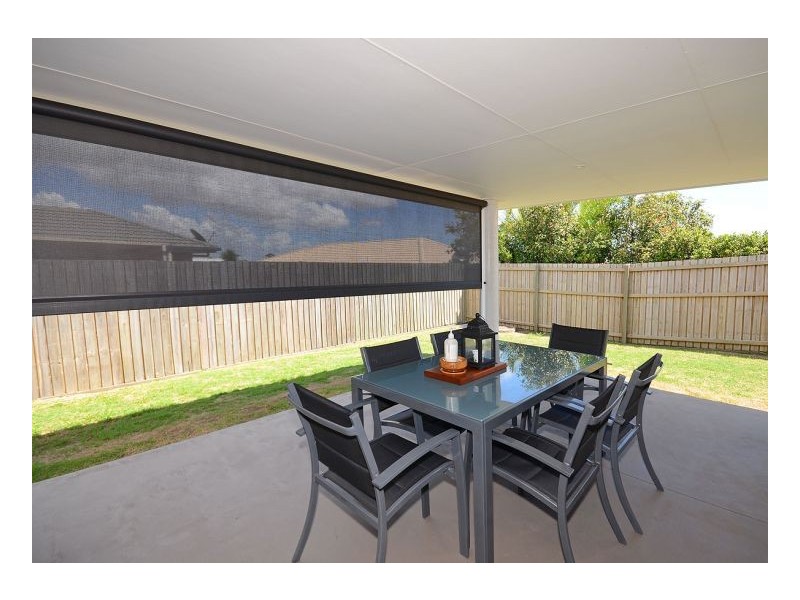 11 Picadilly Cct, Urraween QLD 4655