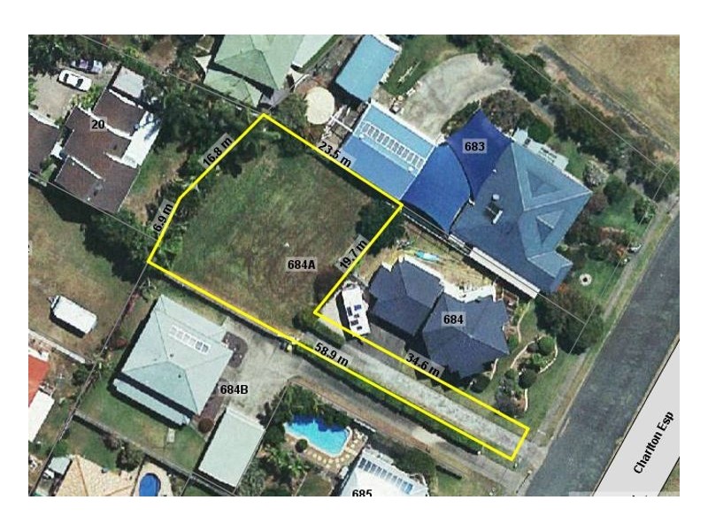 684a Esplanade, Urangan QLD 4655