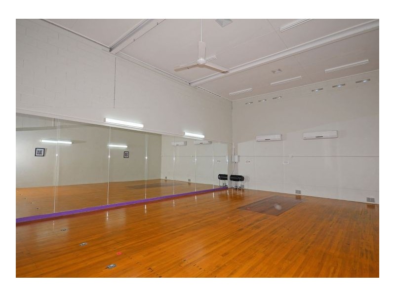 51 Torquay Road, Pialba QLD 4655