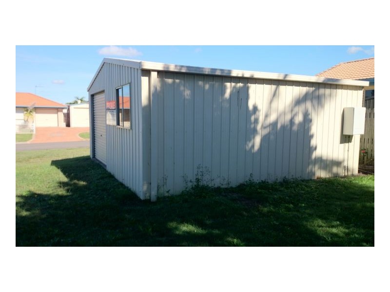 14 Satinay Street, Urangan QLD 4655