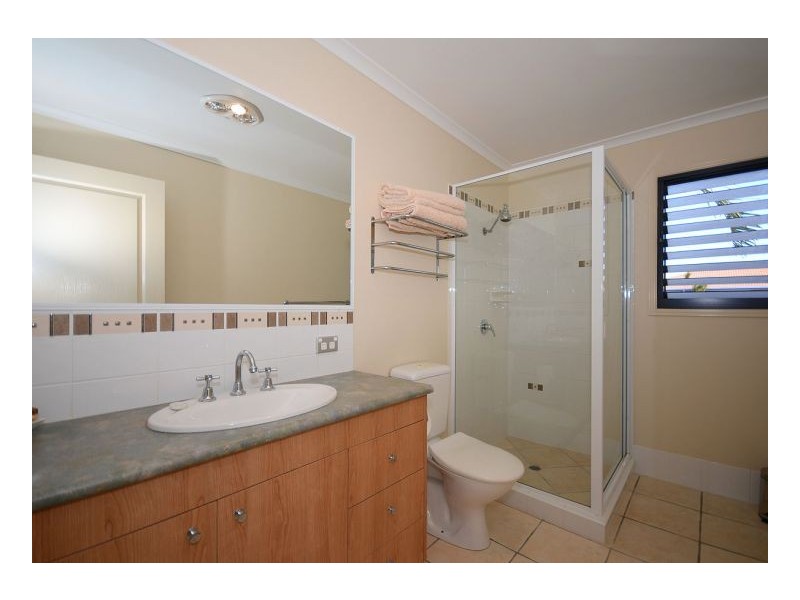 26 Julie Anne St, Urraween QLD 4655